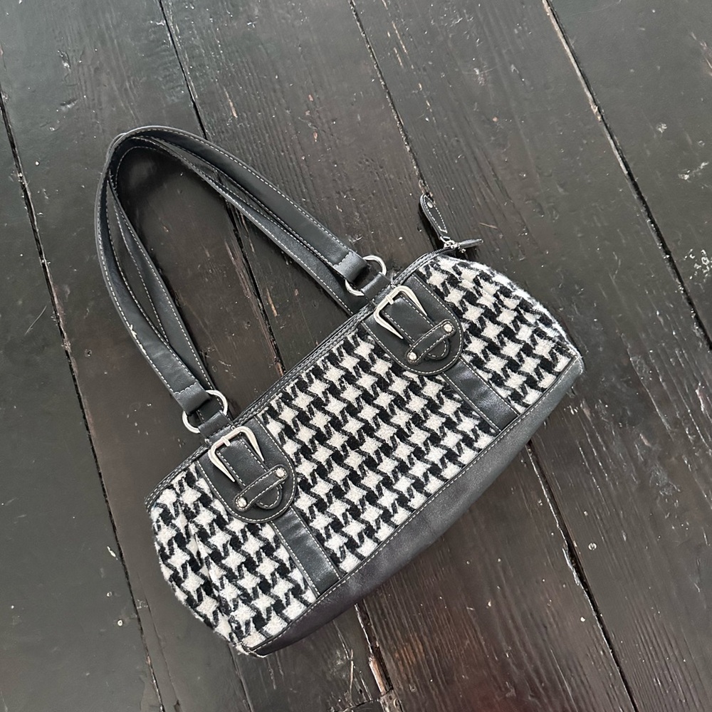 Vintage Black and White Houndstooth Handbag